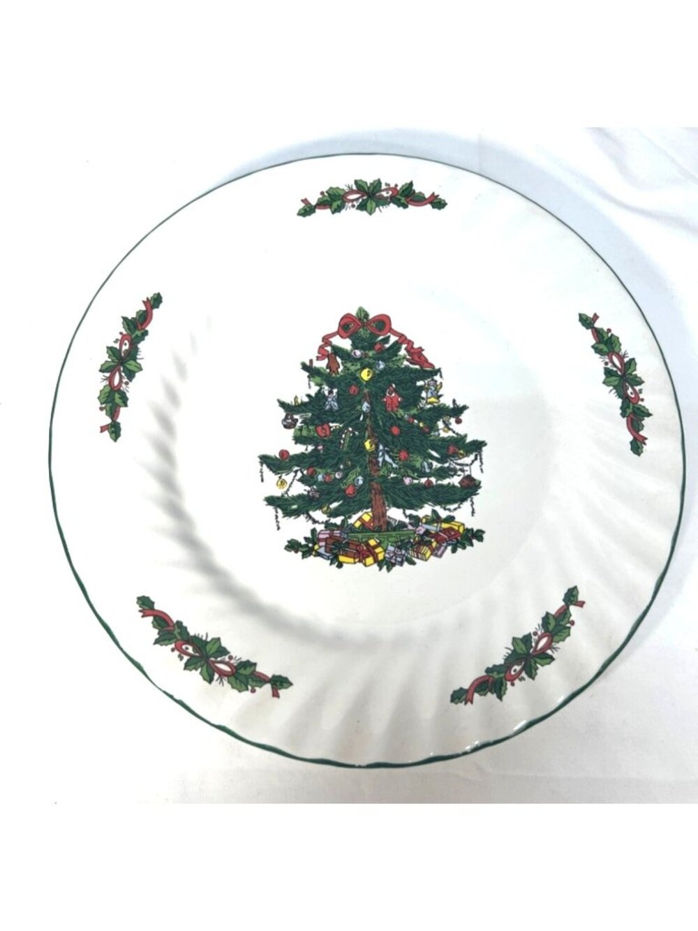 Christmas Village Ceramic Christmas Tree Dinner Plate